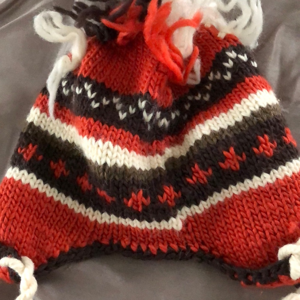 Knit hat - Picture 4 of 5